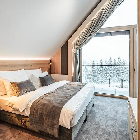 Viktoria With Free Wellness Apartment