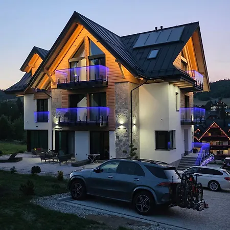 Viktoria With Wellness Appartement *